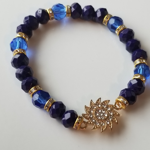 Blue Beaded Stackable Charm Bracelet New - Picture 1 of 4